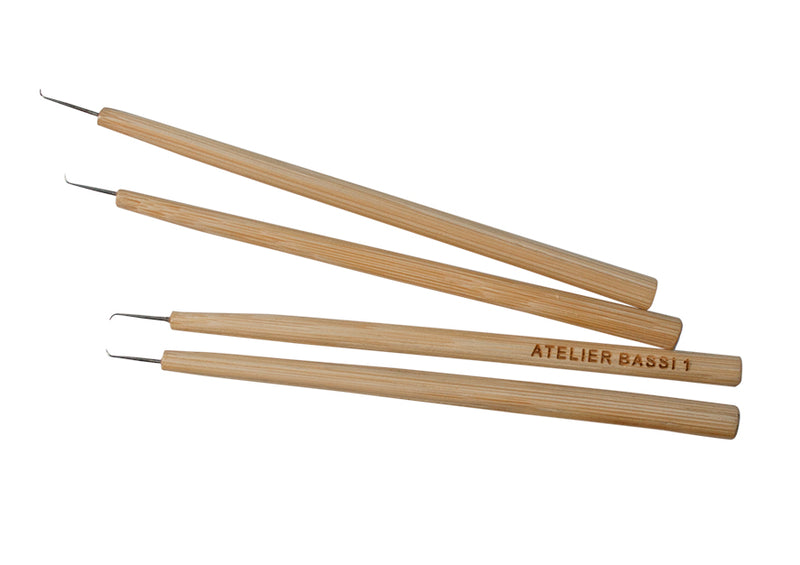 Atelier Bassi Knotting Needle with Bamboo Holder